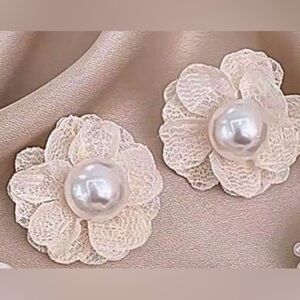 Lace Pearl Earrings